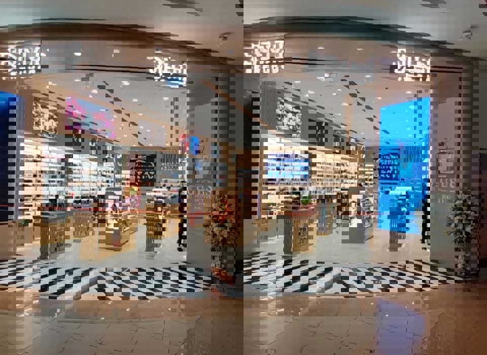 Essenzi Store Image 1